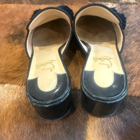 CHRISTIAN LOUBOUTIN BARRY DANDELION PATENT LEATHER Mules - Picture 5 of 9